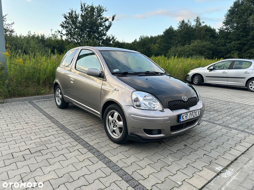 Toyota Yaris - 3
