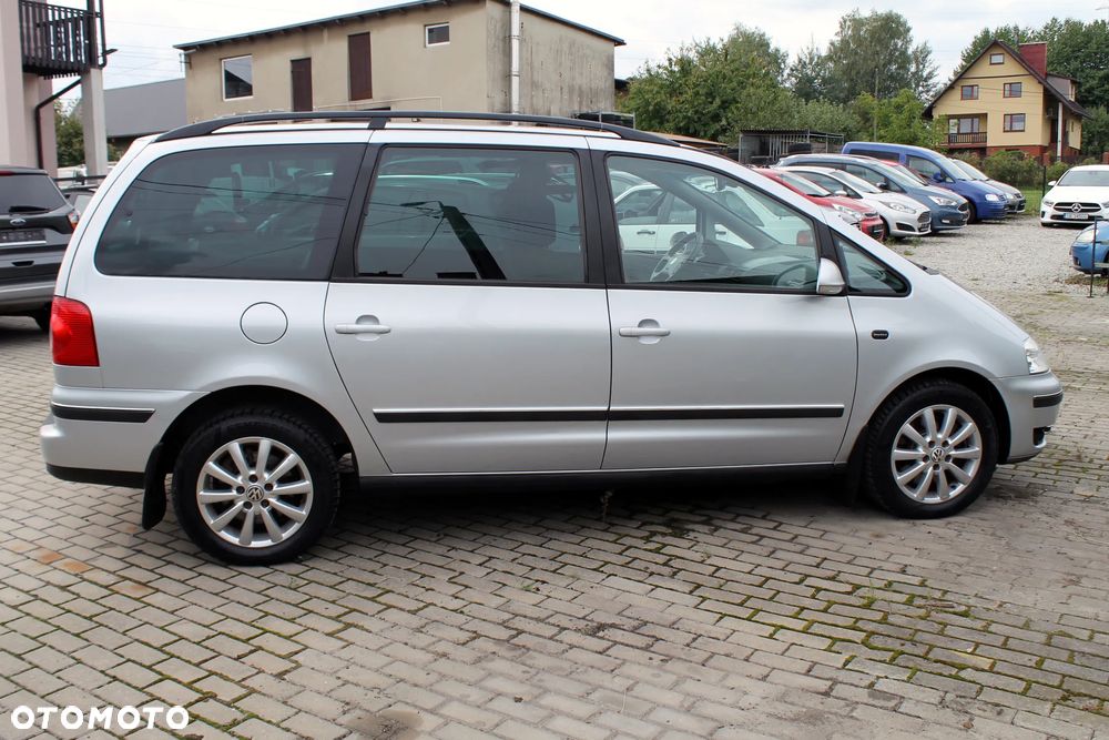 Volkswagen Sharan 1.9 TDI 4Motion Exclusive Edition - 7
