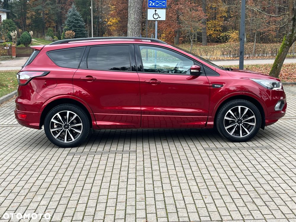 Ford Kuga 1.5 EcoBoost 2x4 ST-Line - 10