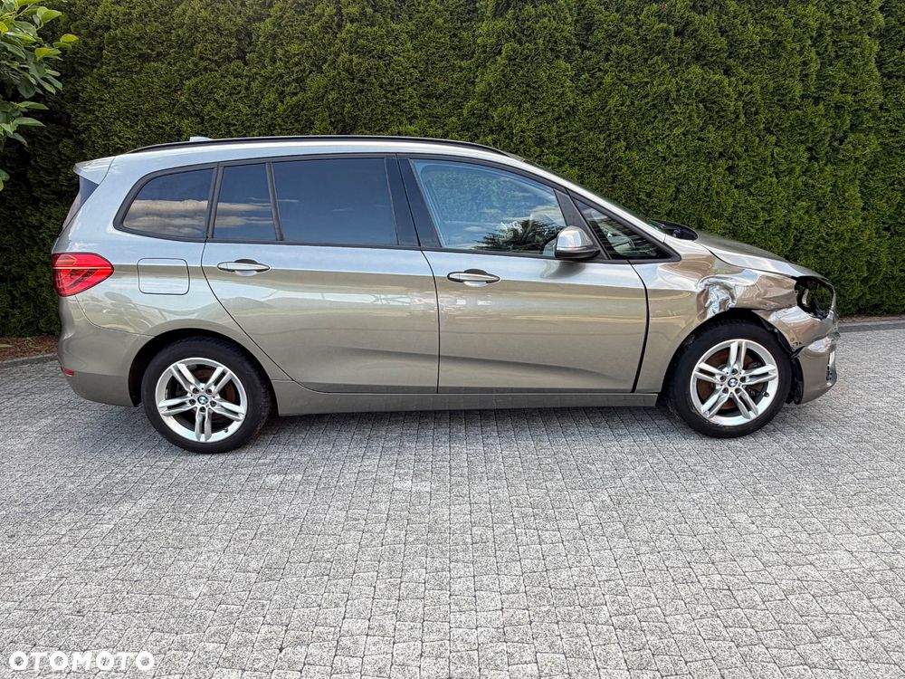 BMW Seria 2 220d GT Sport Line - 4
