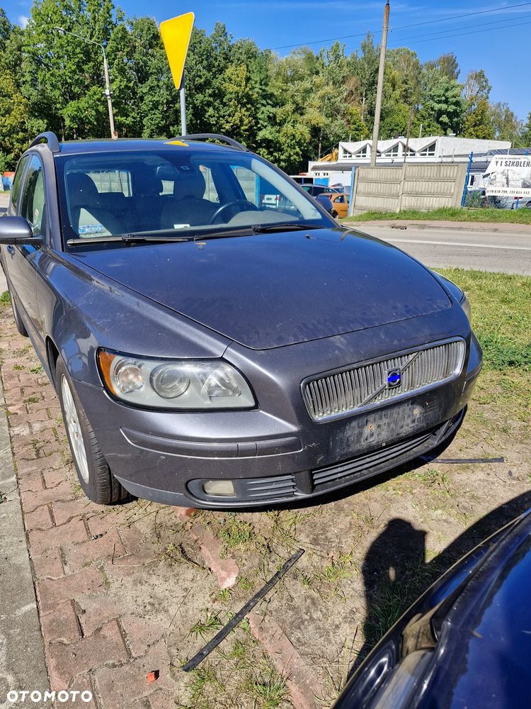 Maska pokrywa silnika VOLVO V50 2004r 455-46