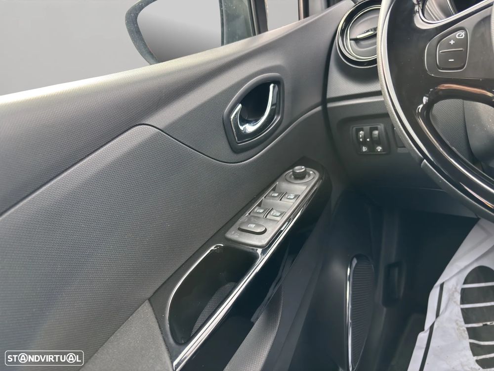 Renault Captur 1.5 dCi Sport EDC - 12