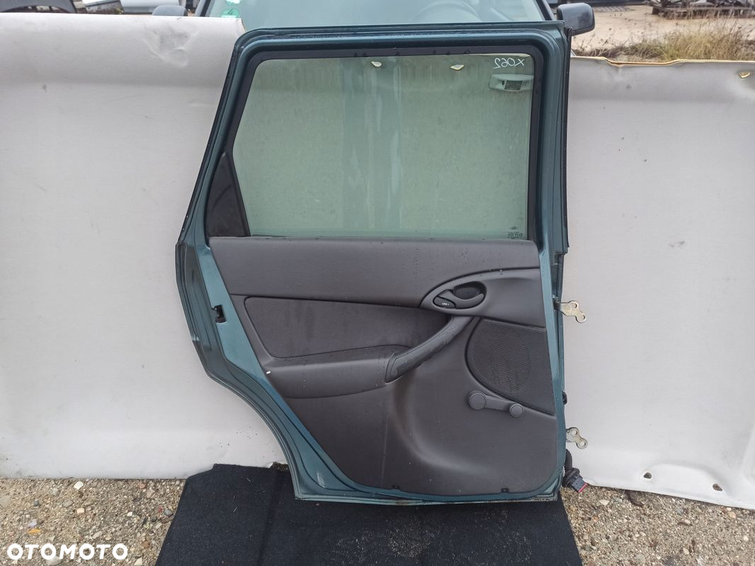 Drzwi lewy tył kompletne FORD FOCUS MK1 KOMBI kolor X1 - 13