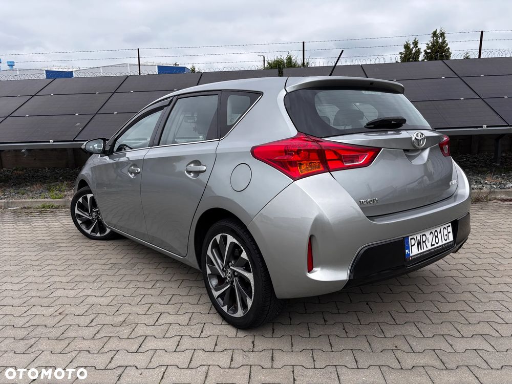 Toyota Auris 2.0 D-4D Comfort - 7