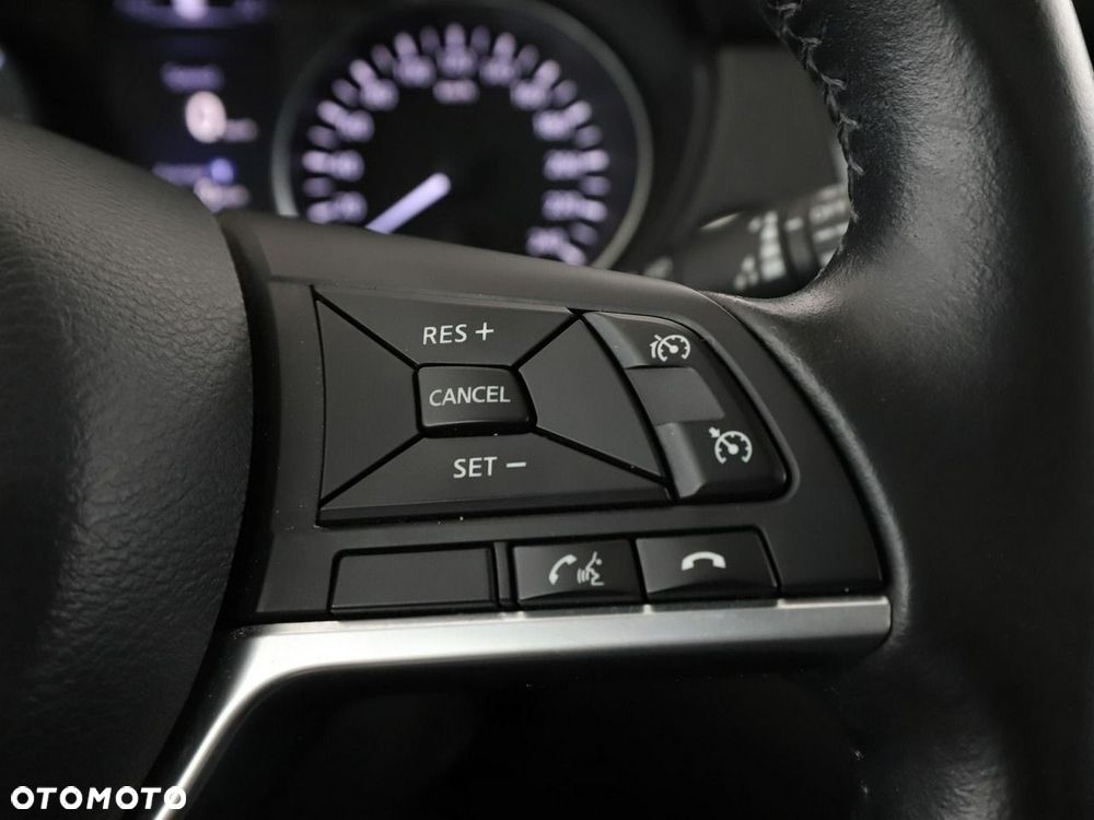 Nissan Qashqai 1.2 DIG-T N-Connecta - 29