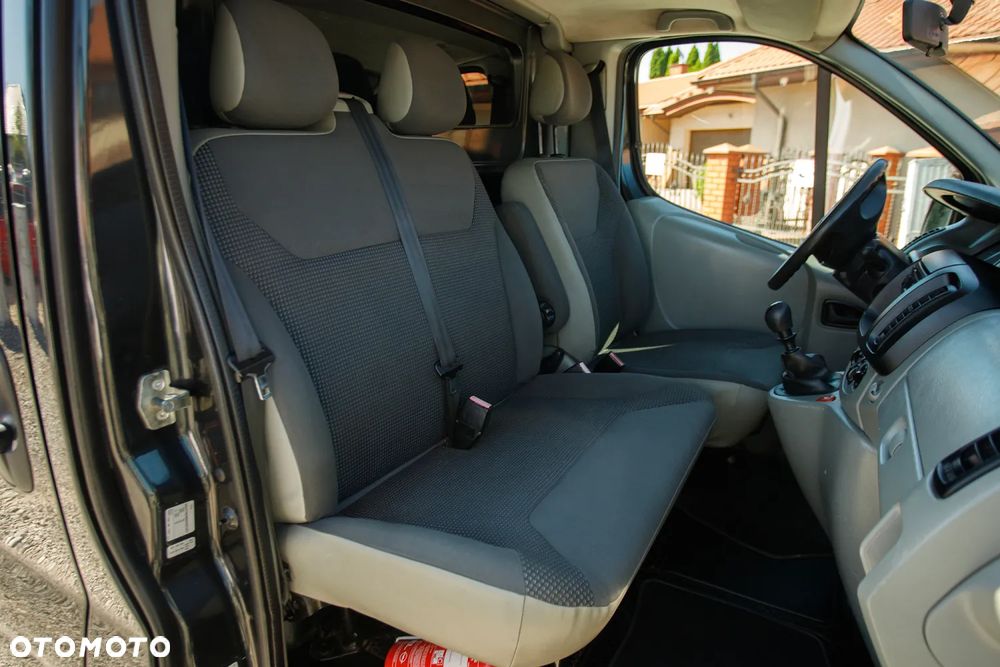 Opel Vivaro - 32