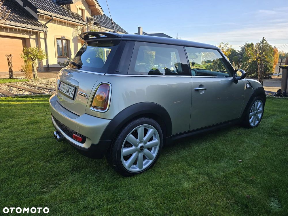 MINI Cooper S Standard - 14