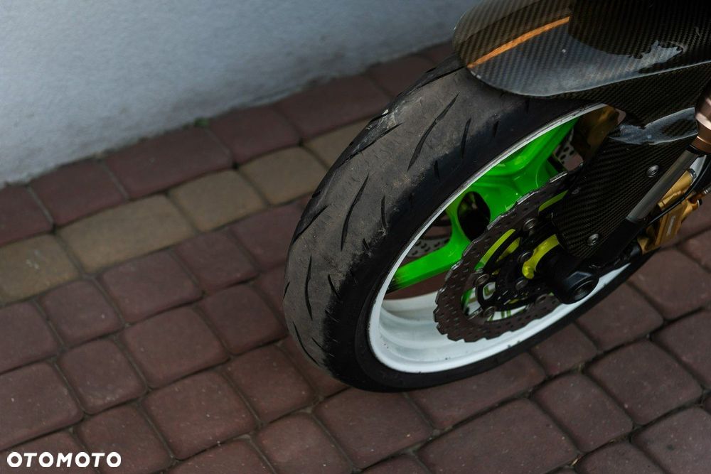 Kawasaki Z - 9