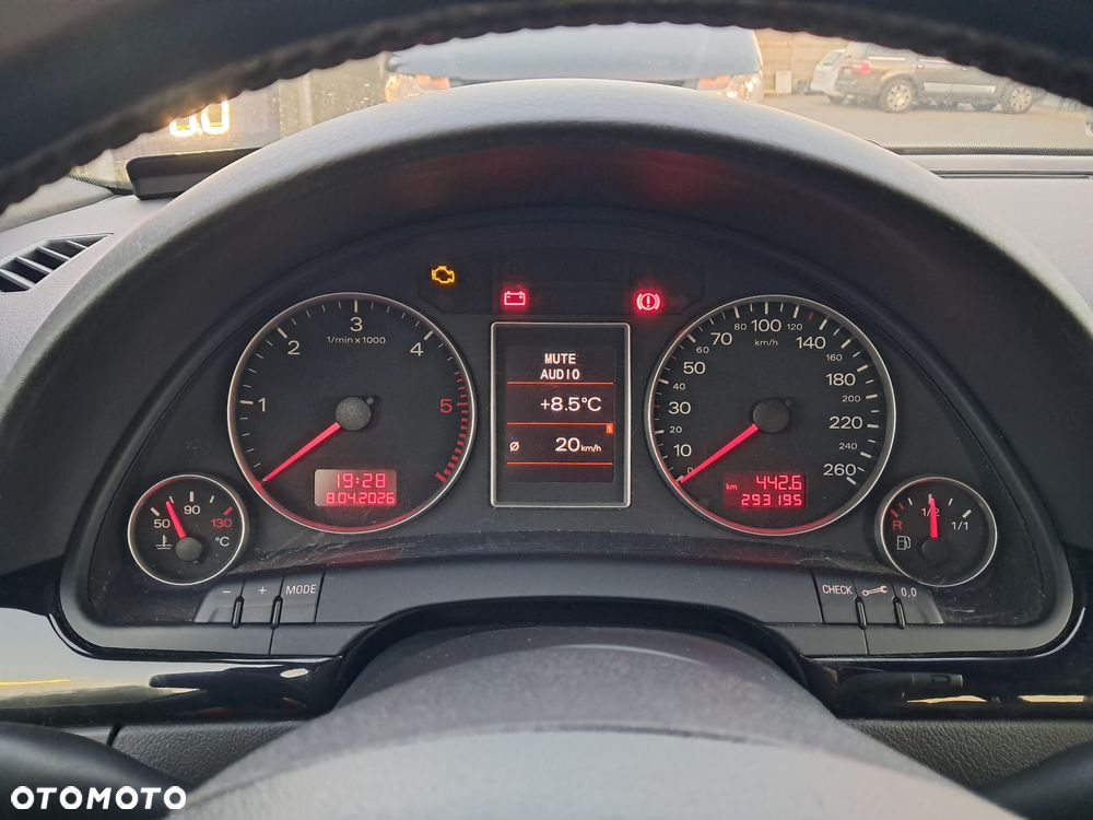 Audi A4 Avant 2.0 TDI DPF - 11