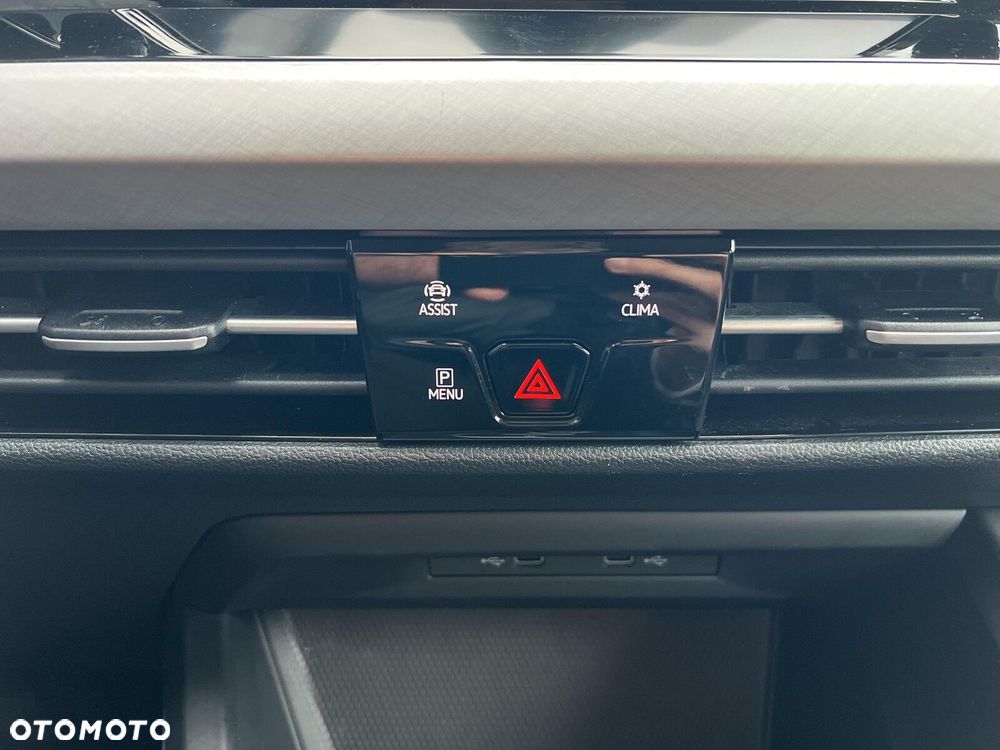 Volkswagen Golf - 18