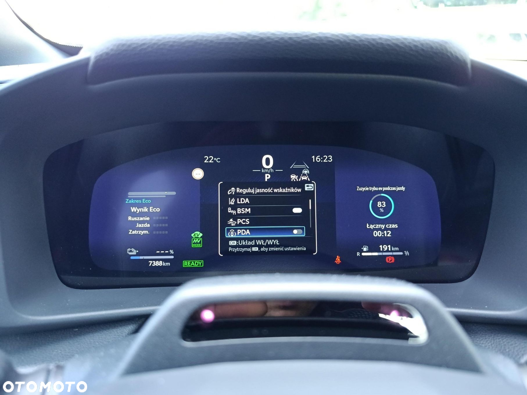 Toyota C-HR - 15