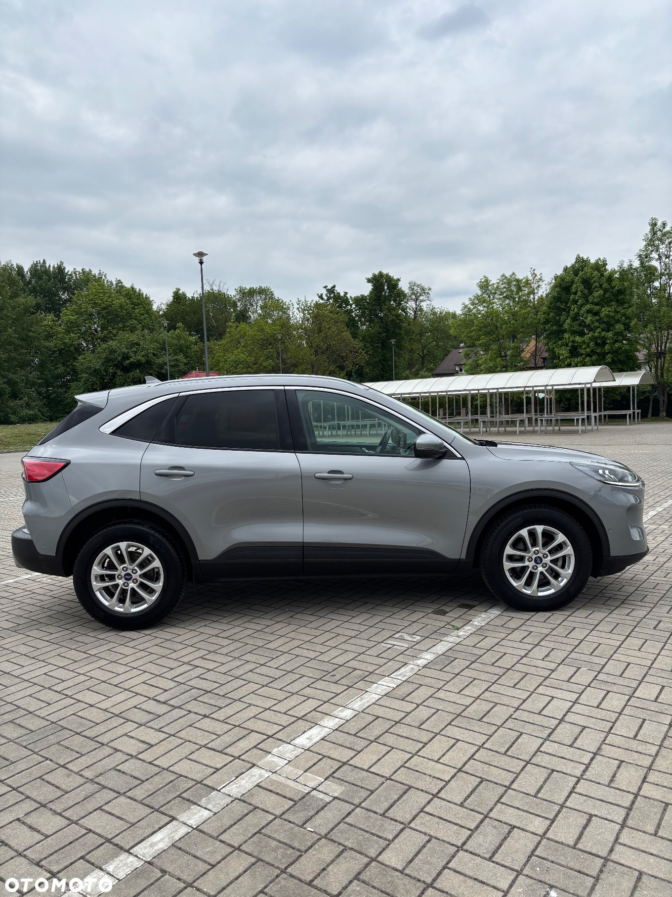 Ford Kuga 2.5 FHEV FWD Titanium - 4