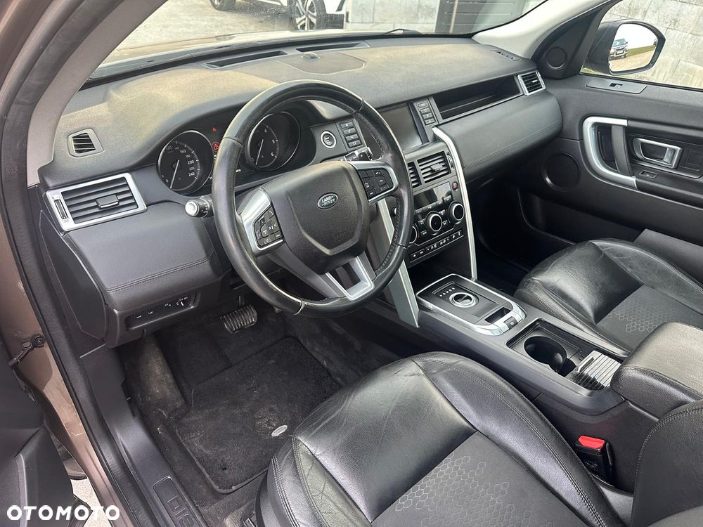 Land Rover Discovery Sport - 6