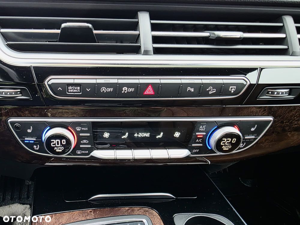 Audi Q7 3.0 TFSI Quattro Tiptr - 12