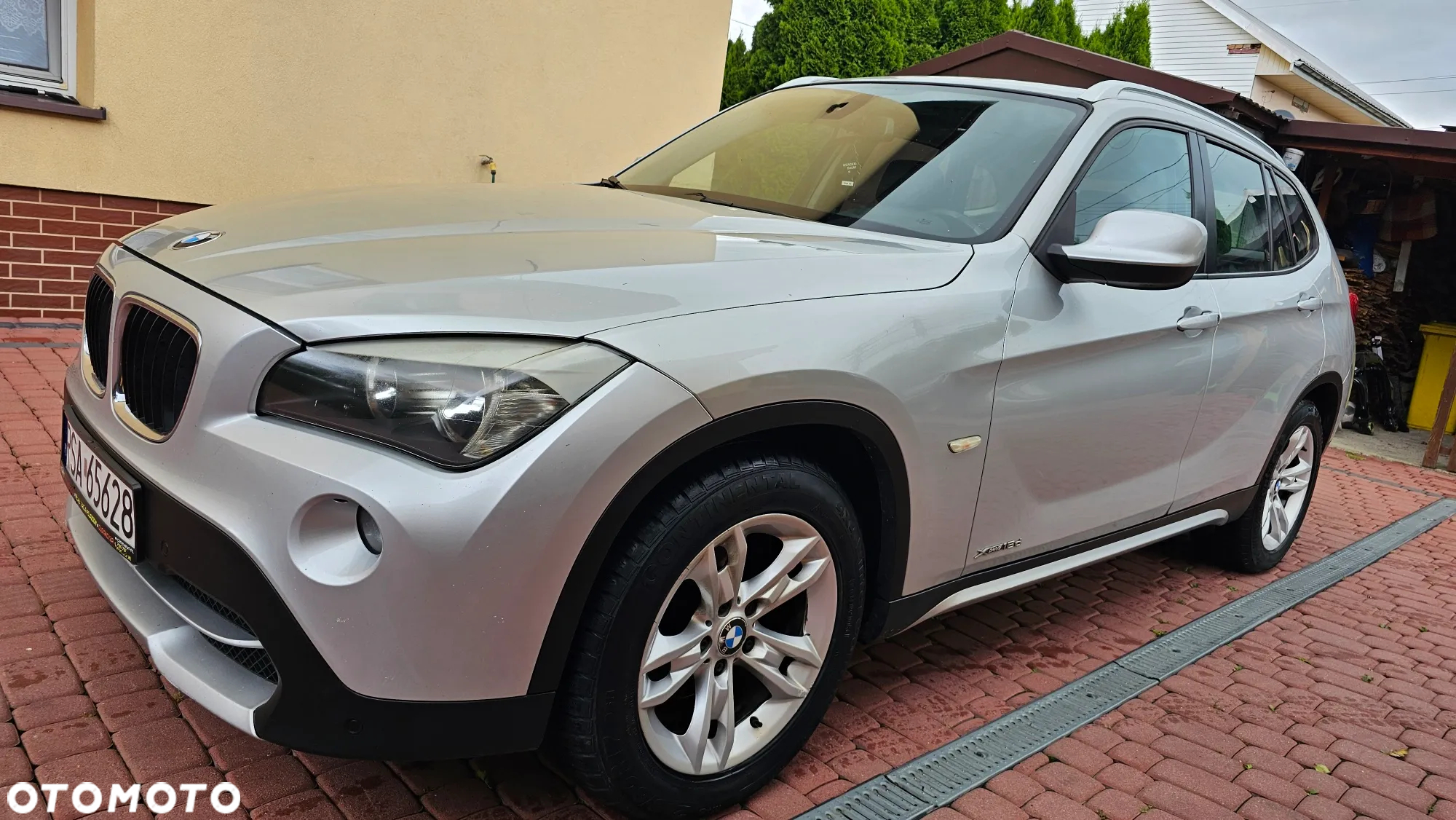 BMW X1 xDrive18d - 12