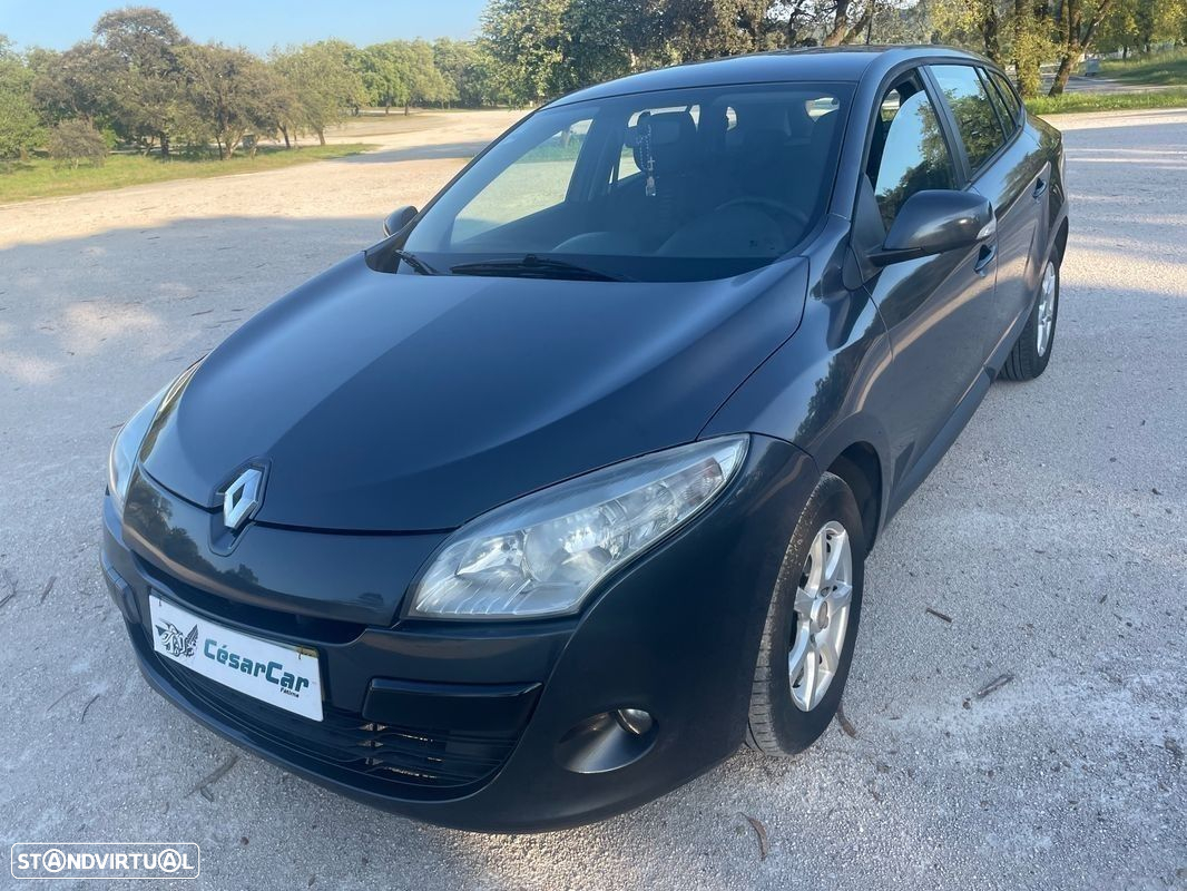 Renault Mégane Sport Tourer 1.5 dCi Dynamique - 2