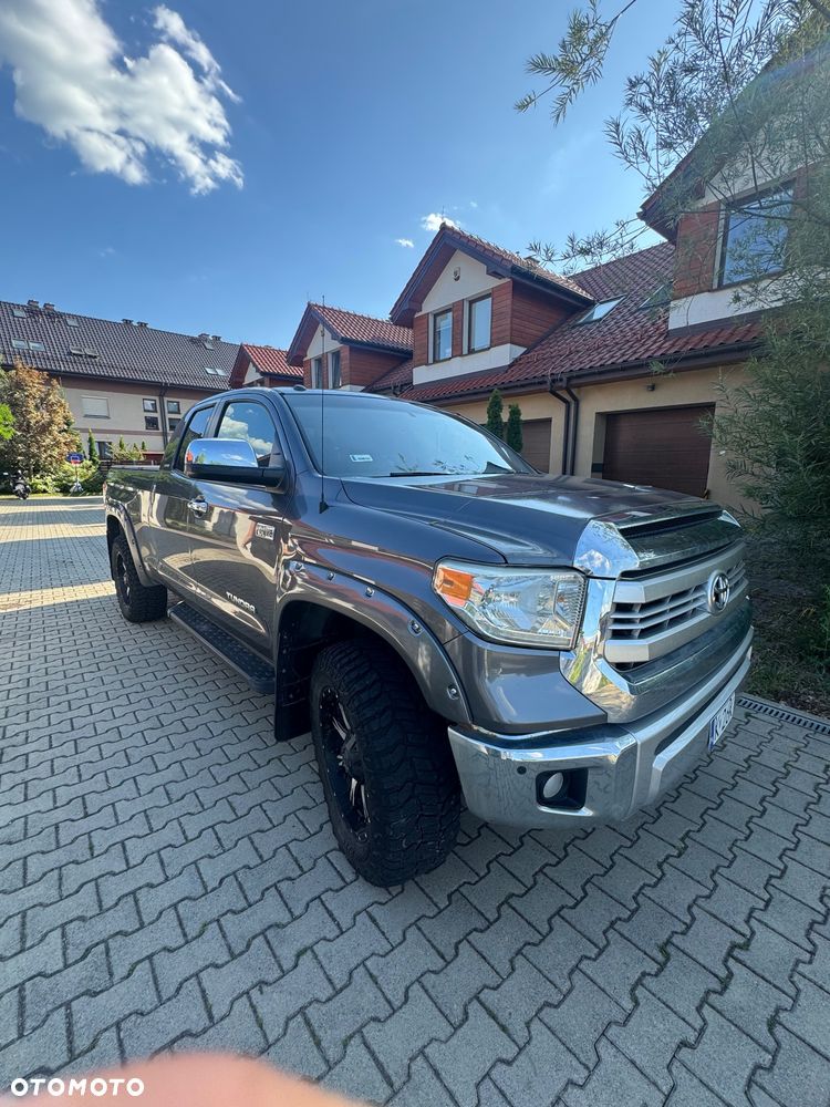 Toyota Tundra 5.7 4x4 Double Cab Limited - 2