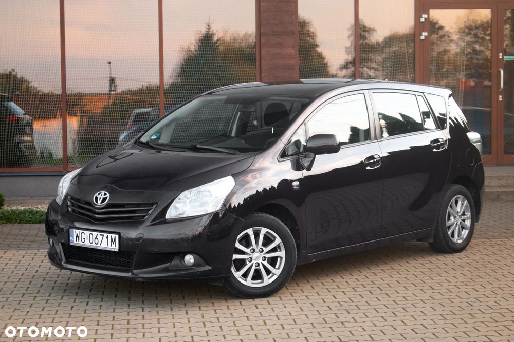 Toyota Verso 1.6 Sol EU5 - 1