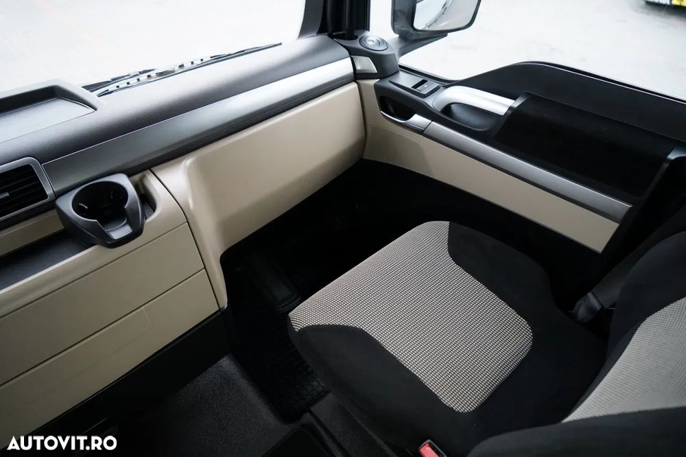 MAN TGX 18.500 / 4x4 / HIDRAULICĂ / HIDROPROPULSARE / CABINĂ JOSĂ / ANVELOPE 100% / EURO 6 / - 32
