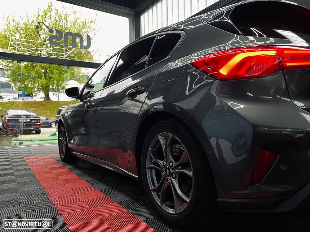 Ford Focus 1.0 EcoBoost ST-Line - 11