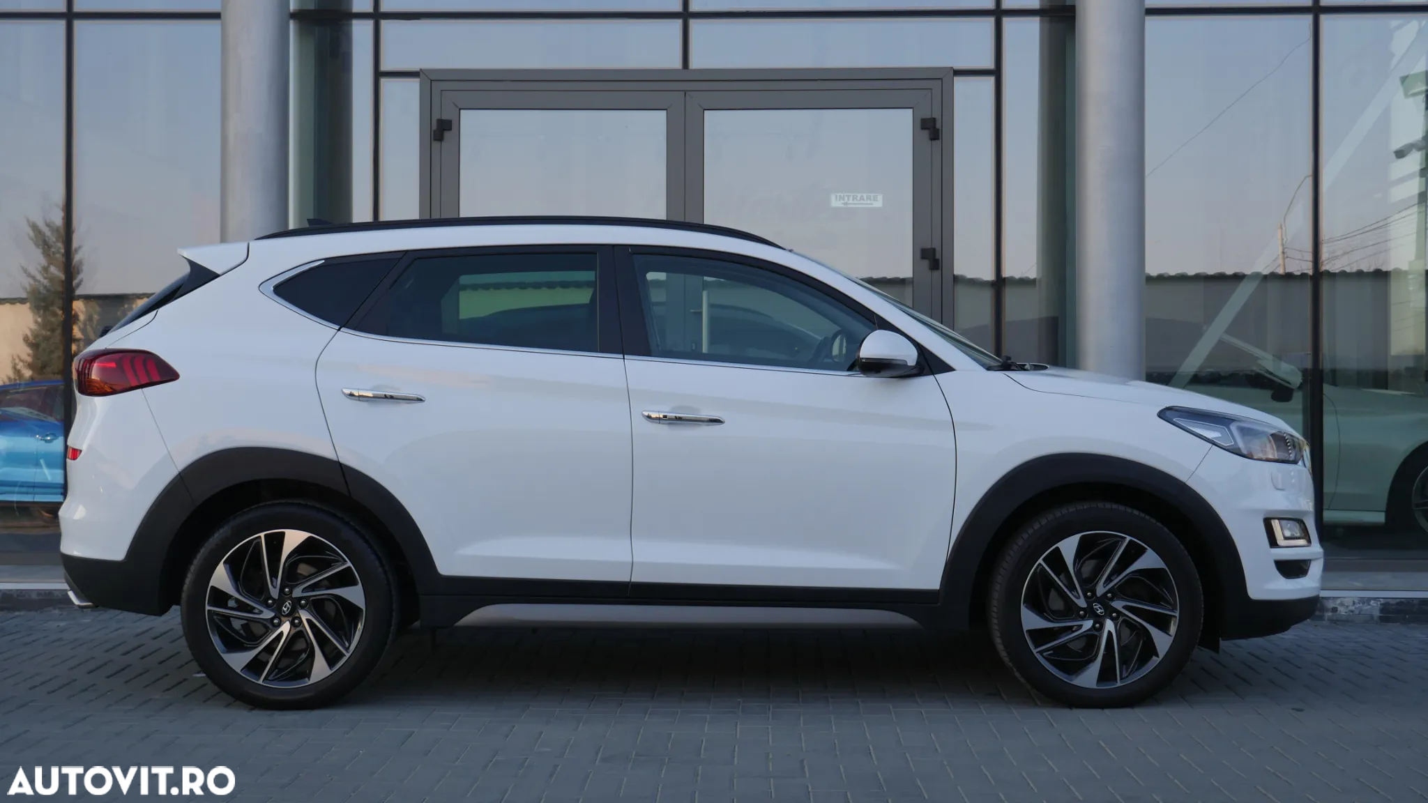 Hyundai Tucson 1.6 GDI 4WD DCT Premium - 9