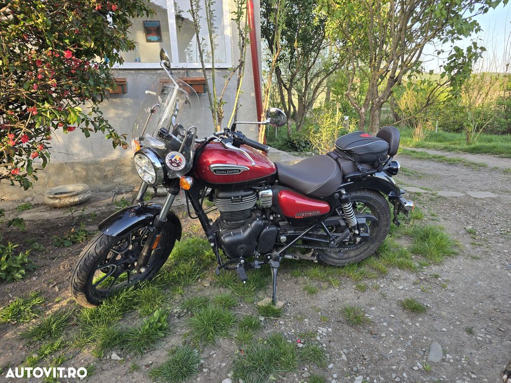 Royal Enfield Meteor - 1