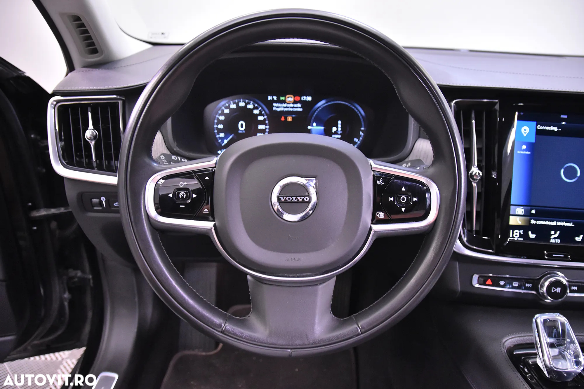 Volvo S90 T8 Twin Engine AWD Geartronic Inscription - 16