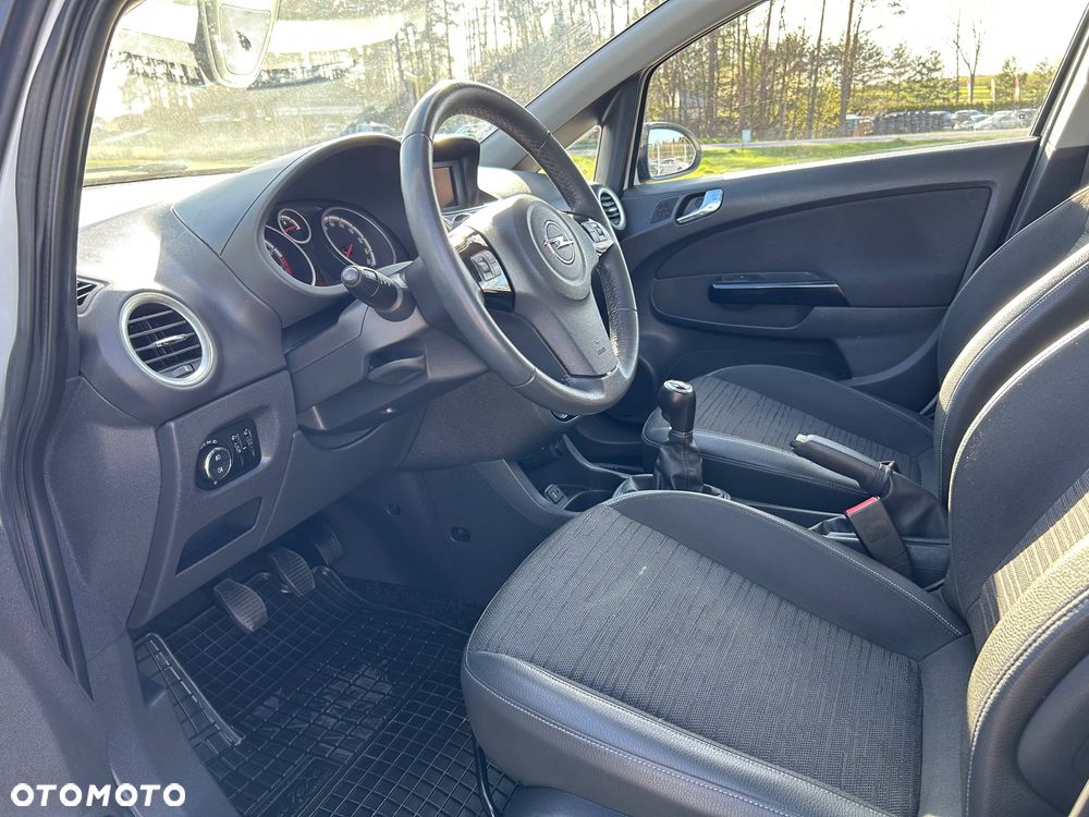 Opel Corsa 1.4 16V Energy - 15