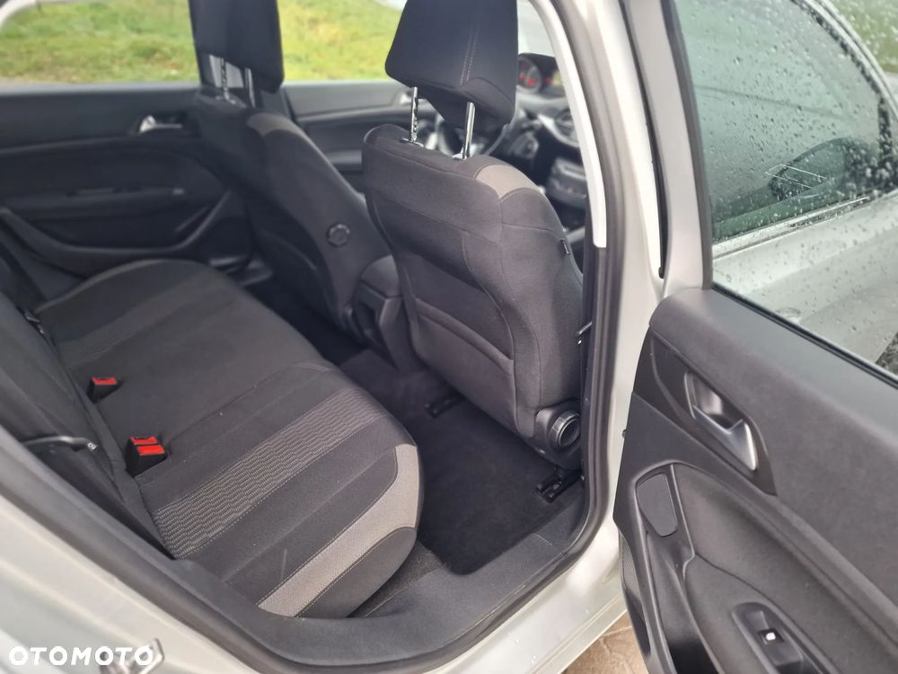 Peugeot 308 BlueHDi 100 Stop & Start Business-Line - 18