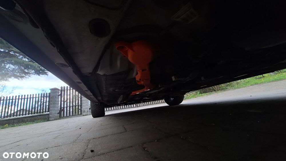 Toyota Yaris 1.5 VVT-i Y20 Club - 24