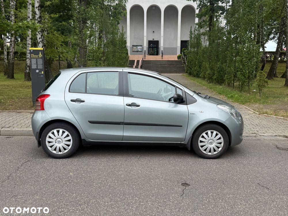 Toyota Yaris 1.4 D-4D Luna - 2