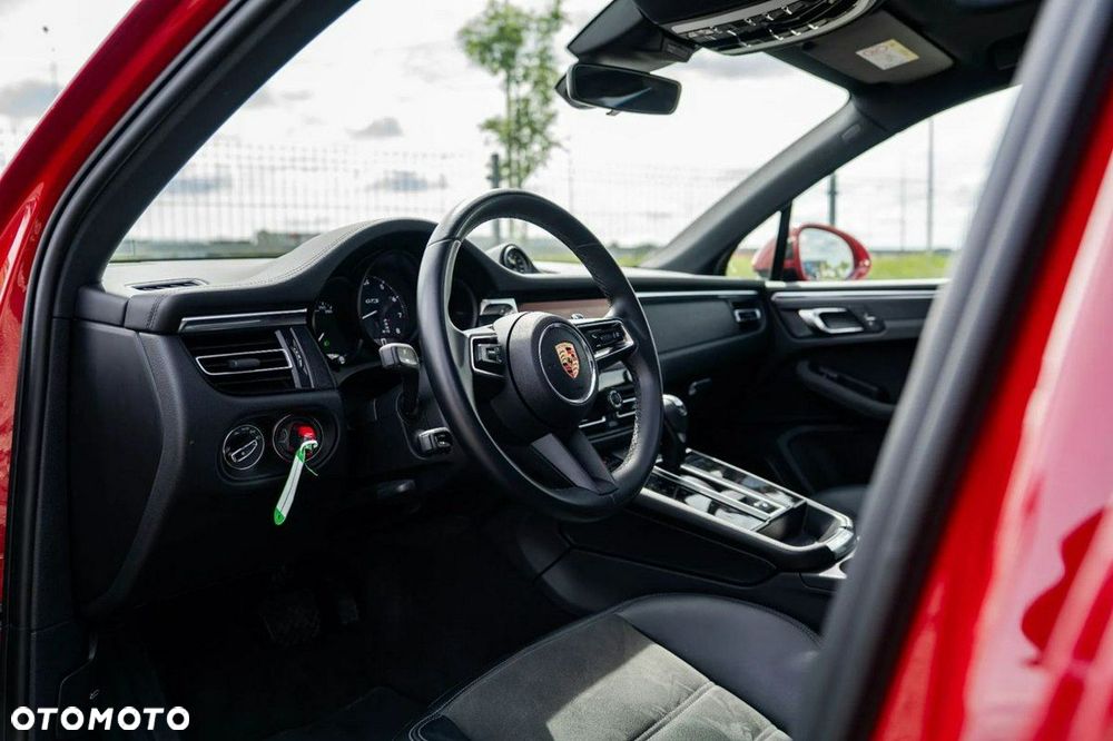 Porsche Macan GTS - 18