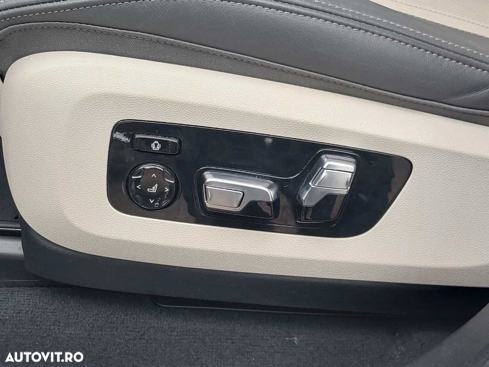 BMW X7 M60i xDrive AT MHEV - 14