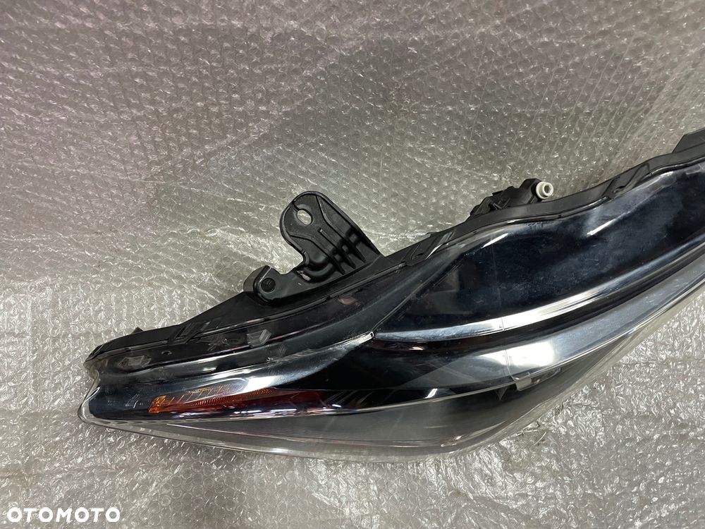 LAMPA PRZÓD PRAWA SOCZEWKA LED H7 LED TOYOTA AYGO II - 8