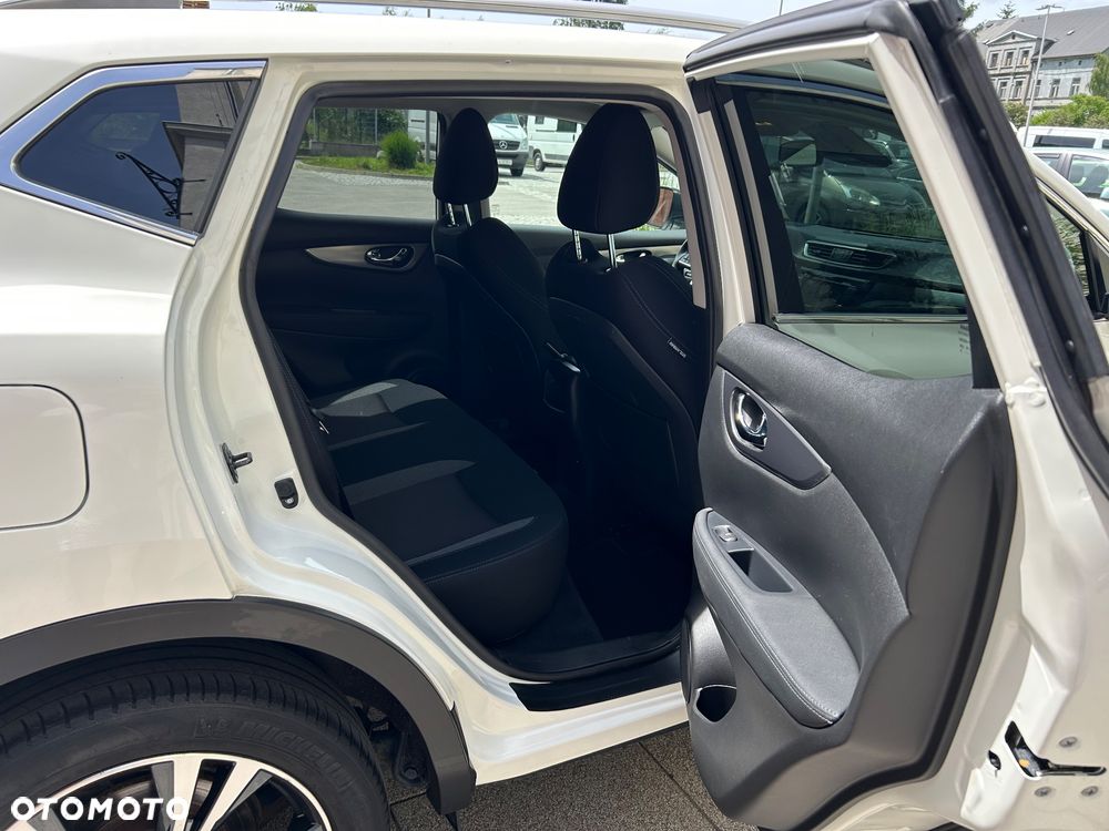 Nissan Qashqai 1.3 DIG-T Tekna DCT - 20