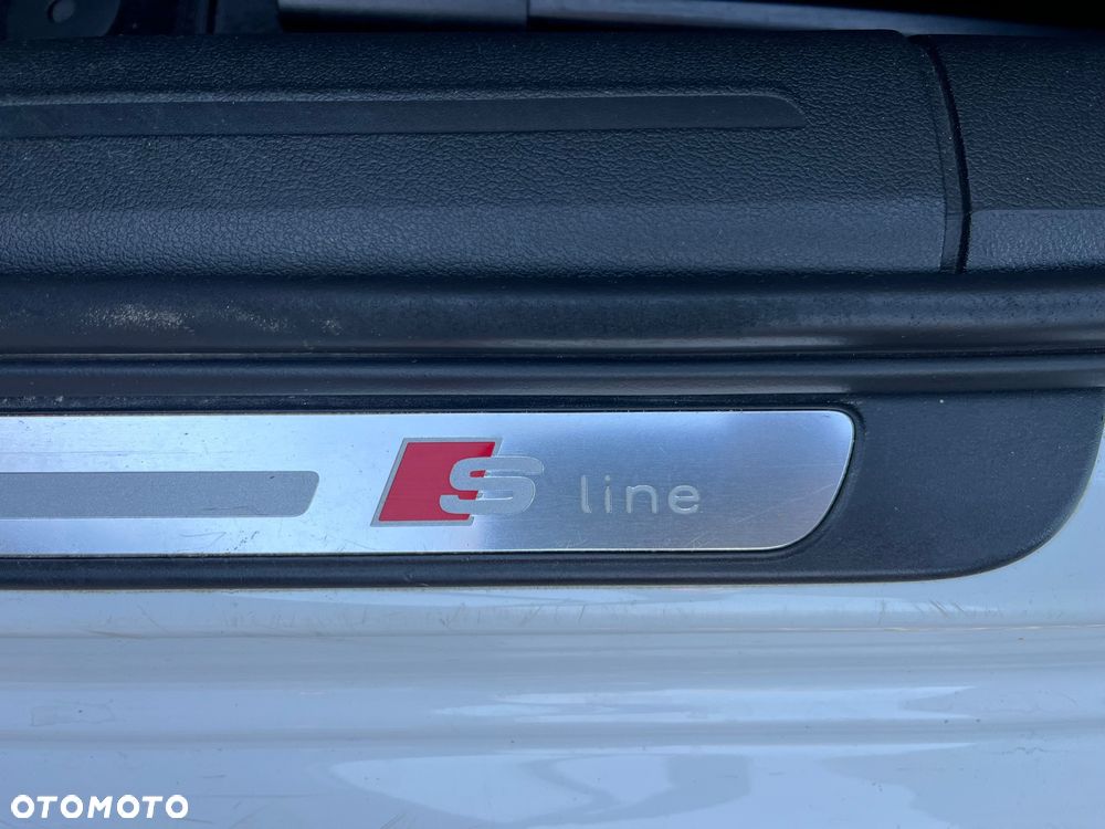 Audi A4 Limousine 2.0 TFSI multitronic S line Sportpaket - 22