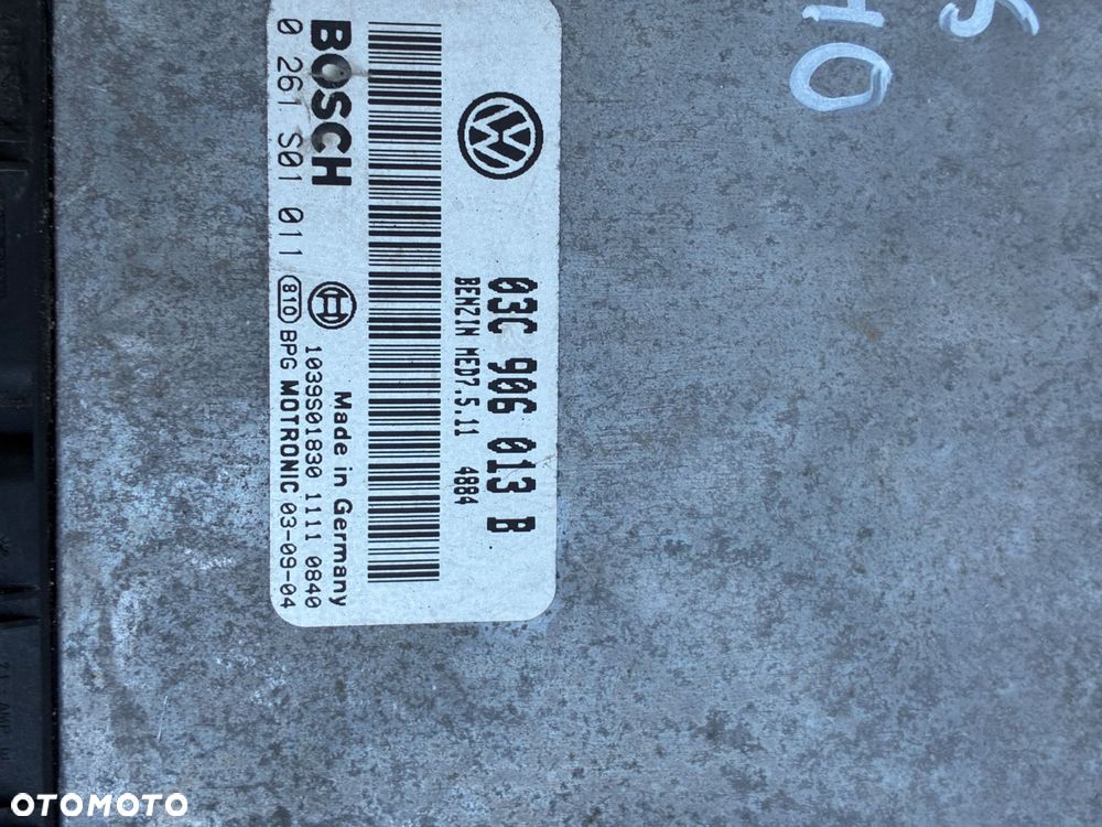 VW POLO 9N3 ECU KOMPUTER  STEROWNIK  SILNIKA 03C906013B 0261S01011810 - 3