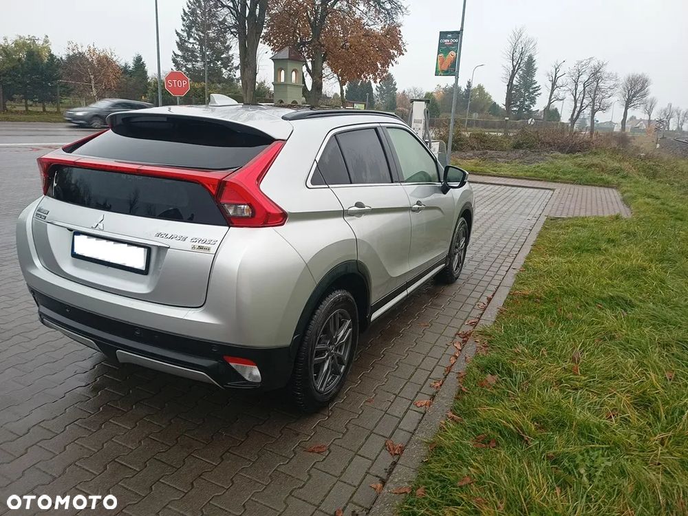 Mitsubishi Eclipse Cross 1.5 T-MIVEC ClearTec CVT 2WD Diamant Edition Plus - 2