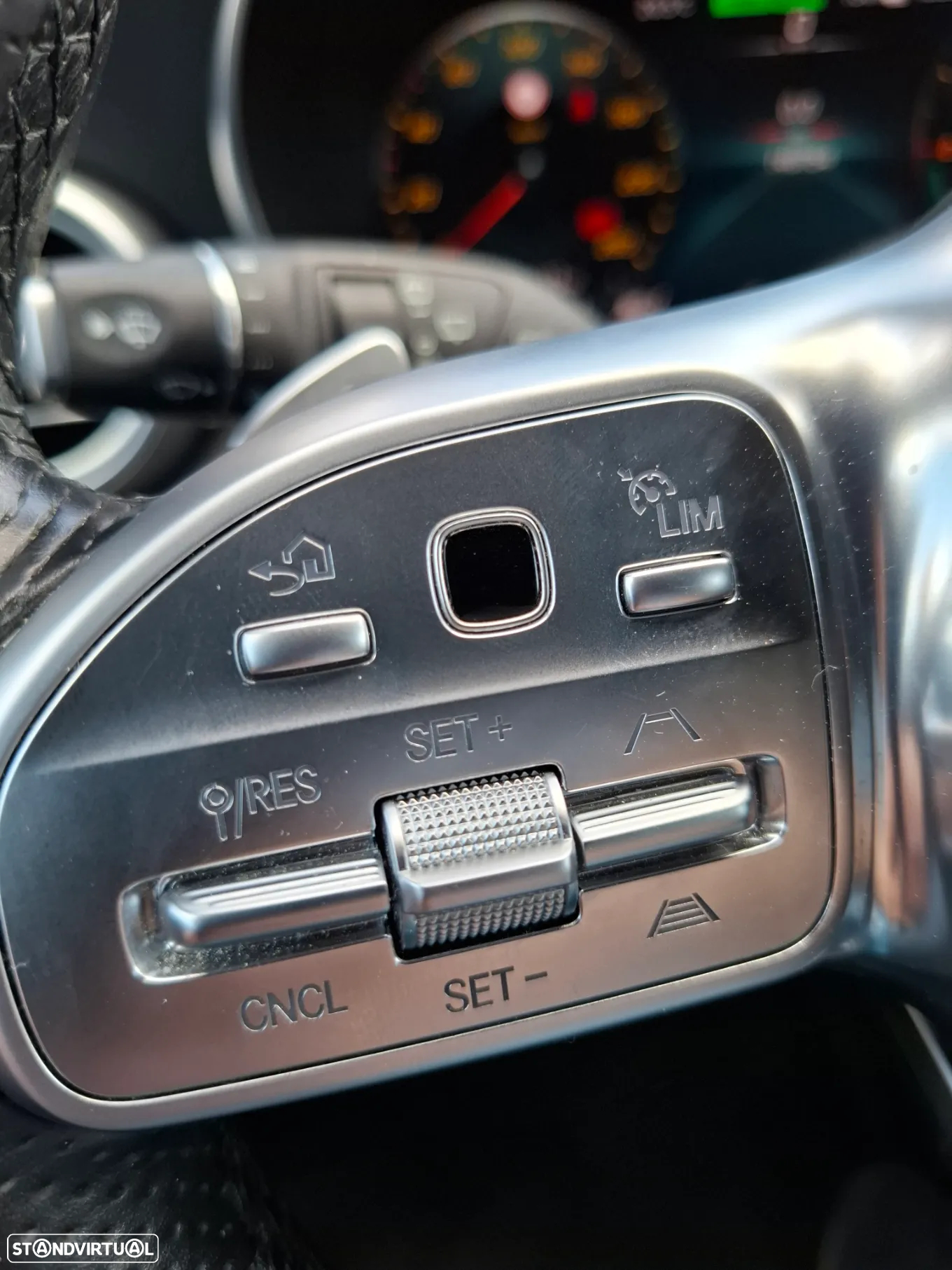 Mercedes-Benz C 300 de AMG Line - 28