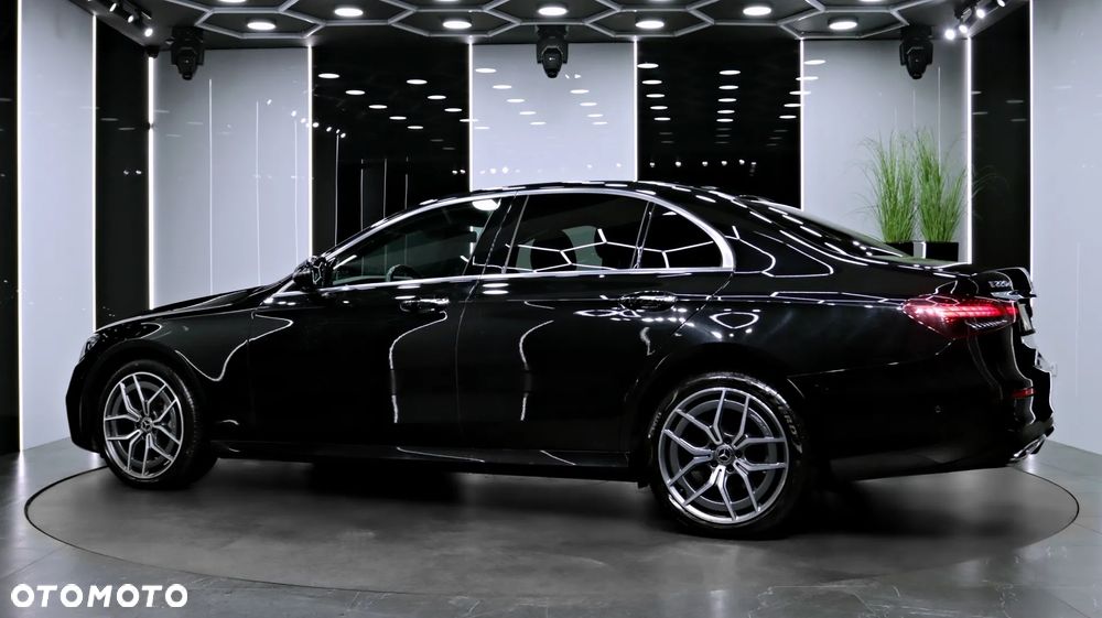 Mercedes-Benz Klasa E 220 d 4-Matic AMG - 5