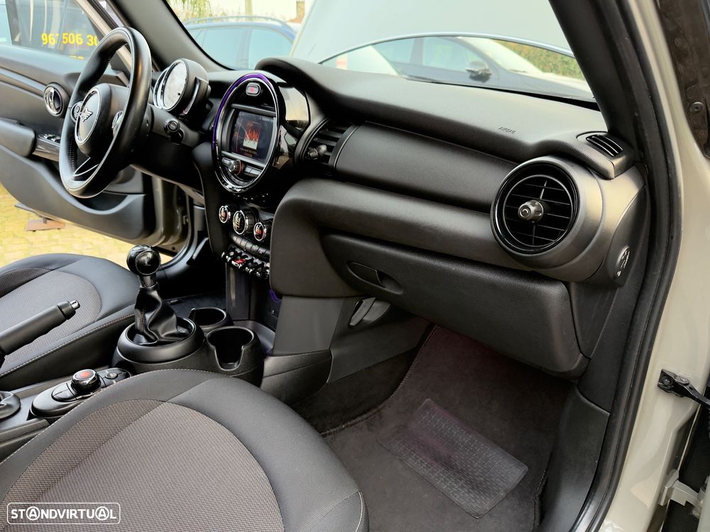 MINI 5 Portas One D - 56