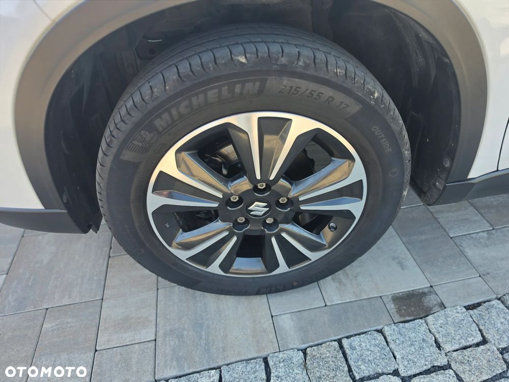 Suzuki Vitara 1.4 Boosterjet Hybrid Comfort+ - 38