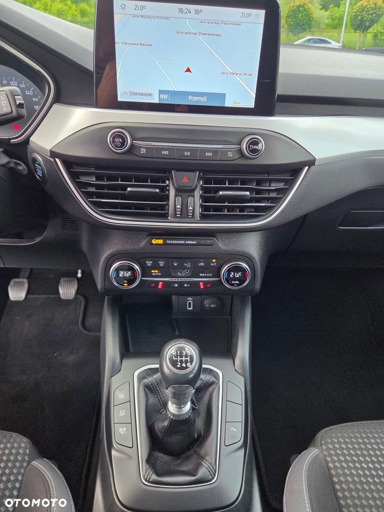 Ford Focus 1.5 EcoBlue STart-Stopp-System TITANIUM - 12