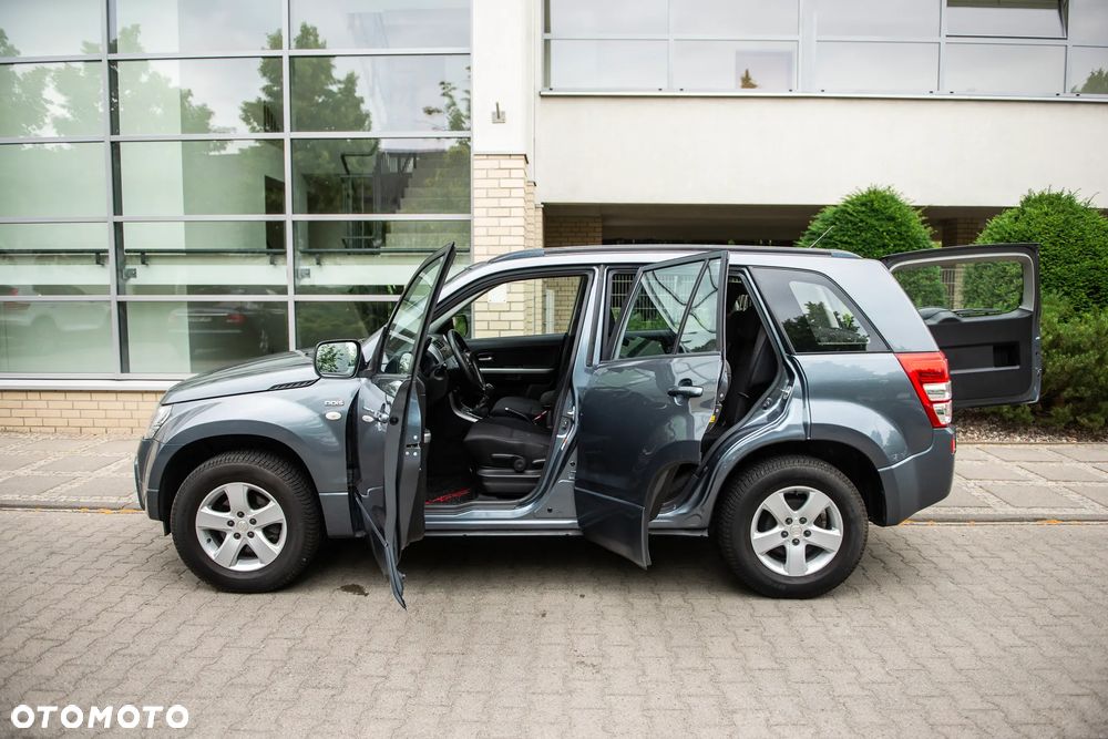 Suzuki Grand Vitara 1.9 DDiS Comfort - 8