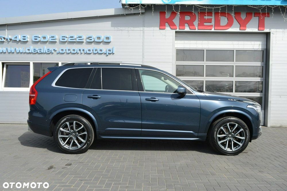 Volvo XC 90 D5 AWD Momentum - 11