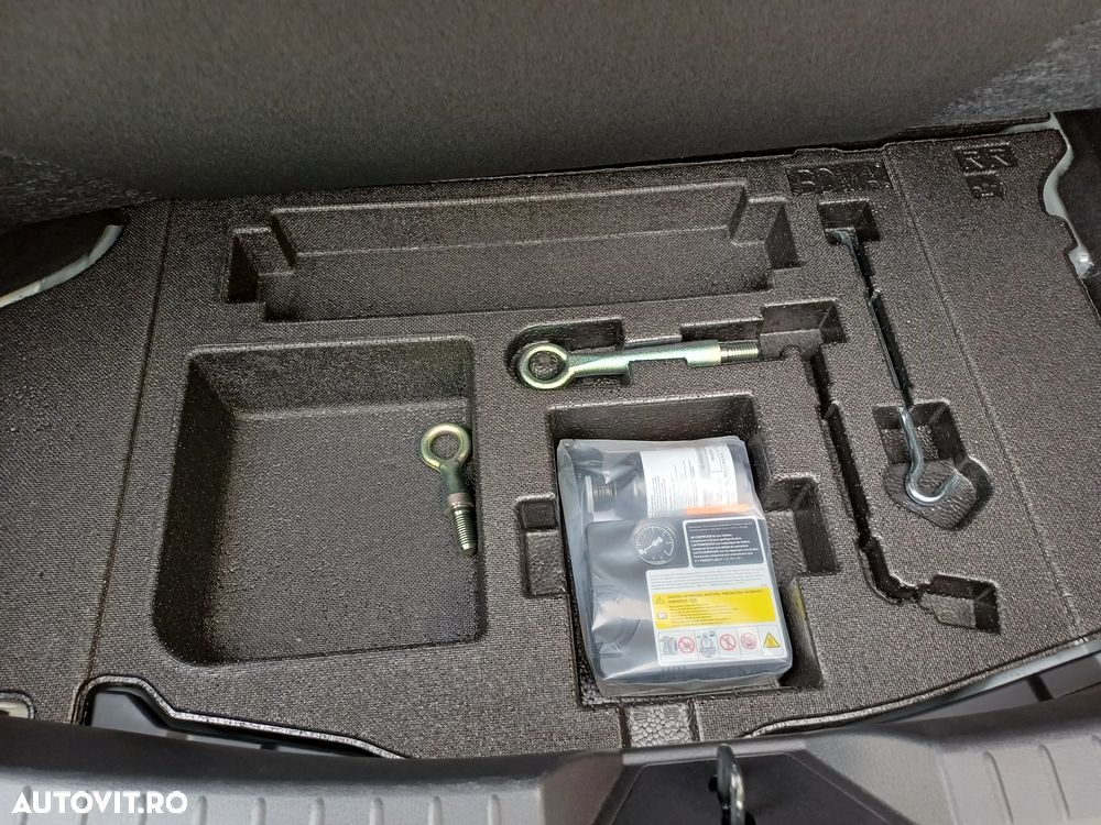 Mazda 3 e-Skyactiv G140 AT MHEV Exclusive-Line - 10