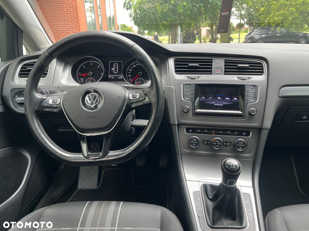 Volkswagen Golf 1.6 TDI BlueMotion Trendline - 21