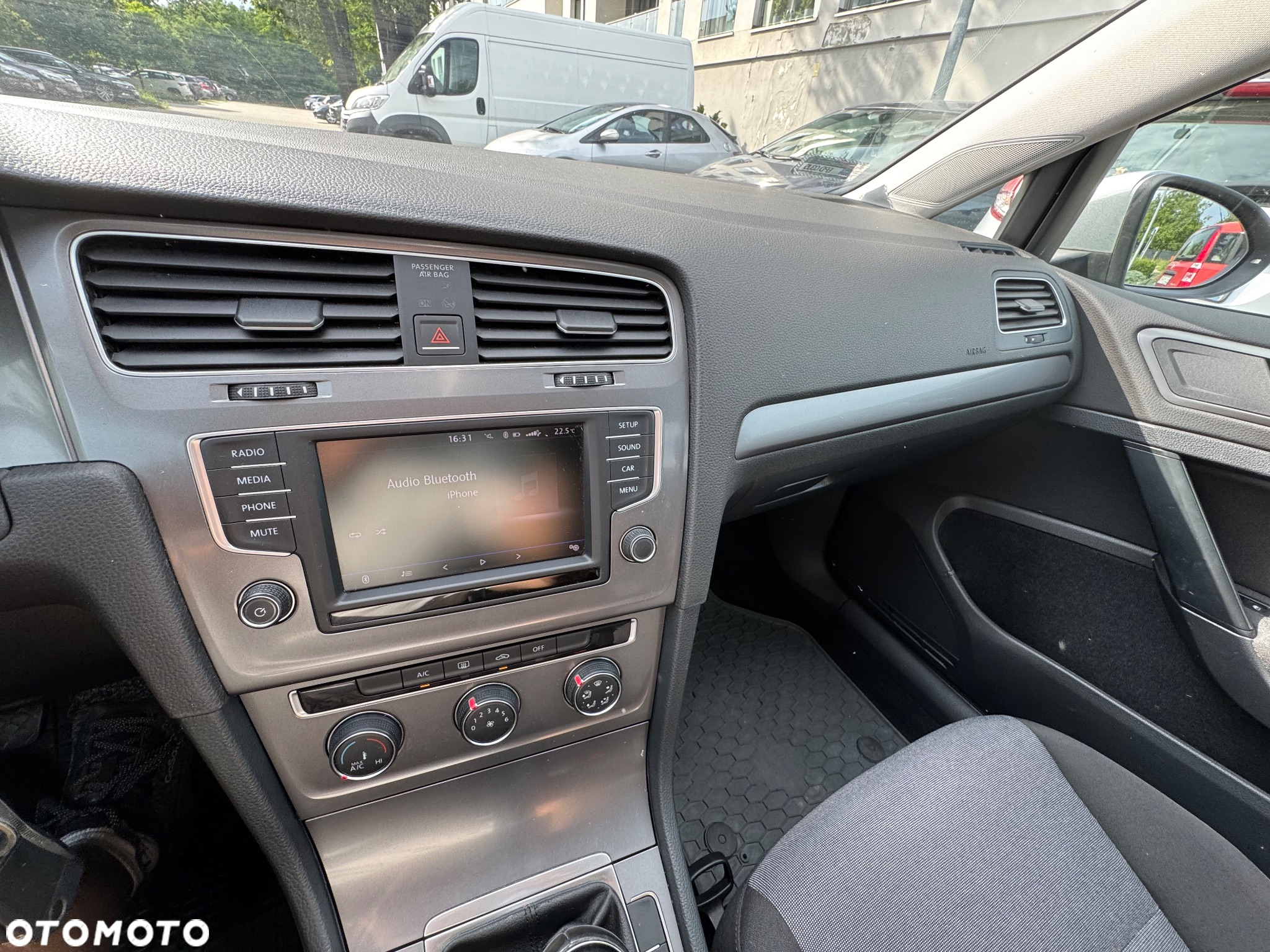 Volkswagen Golf VII 1.6 TDI BMT Comfortline - 15