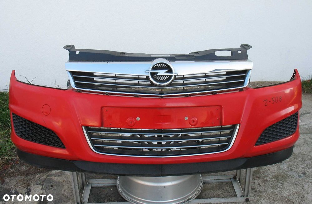Opel Astra III H Lift zderzak przód z grillem Z50B