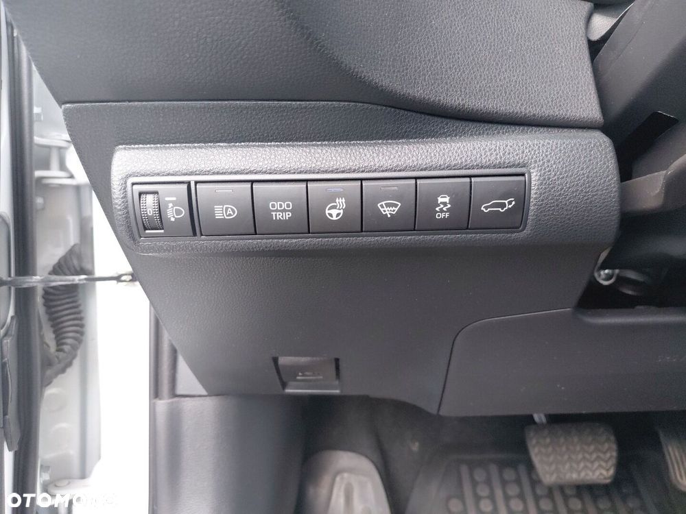 Toyota Corolla 1.8 Hybrid GR Sport - 21
